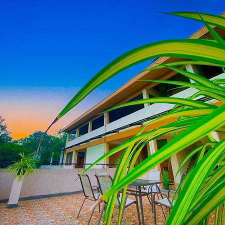 Sparkling Resort Kataragama Ngoại thất bức ảnh