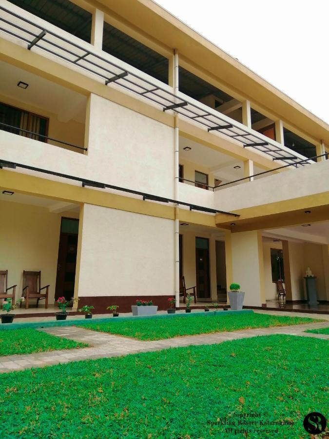 Sparkling Resort Kataragama Ngoại thất bức ảnh